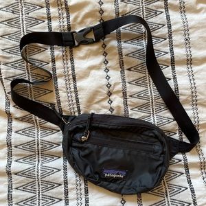 Black Patagonia Sling Fanny Pack